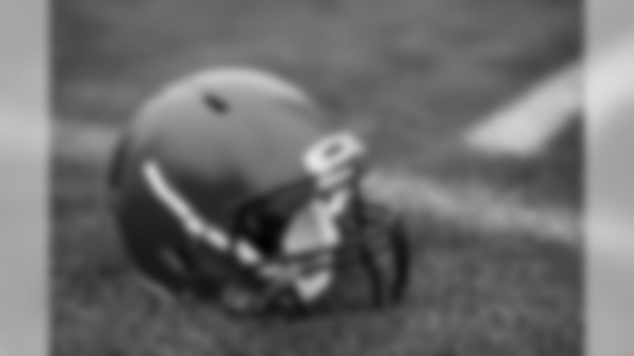 A helmet during the eighth practice of OTAs on May 29, 2019.