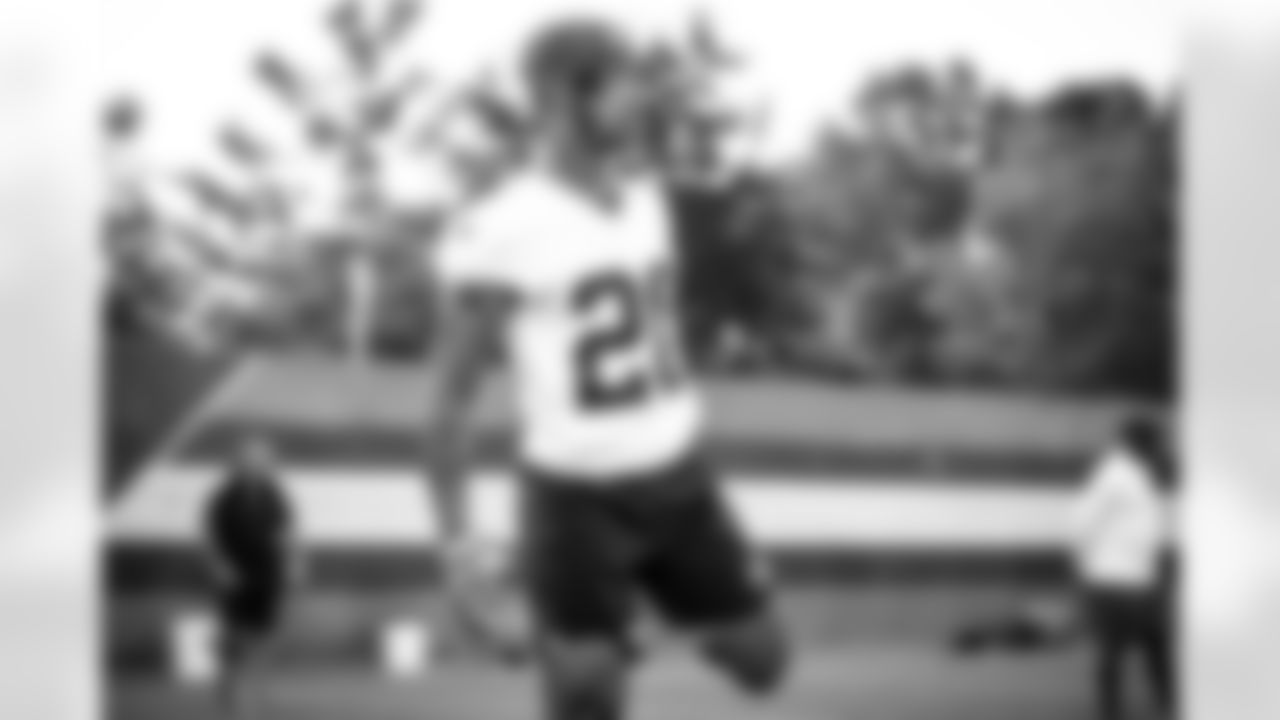 Cornerback Greg Newsome II (20) during a quarterback/rookie practice on July 25, 2021.