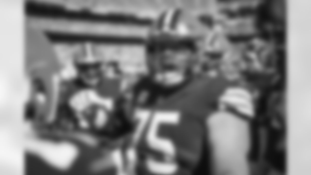 Offensive guard Joel Bitonio (75) before a NFL football game between the New England Patriots and Cleveland Browns on October 16, 2022 at FirstEnergy Stadium.