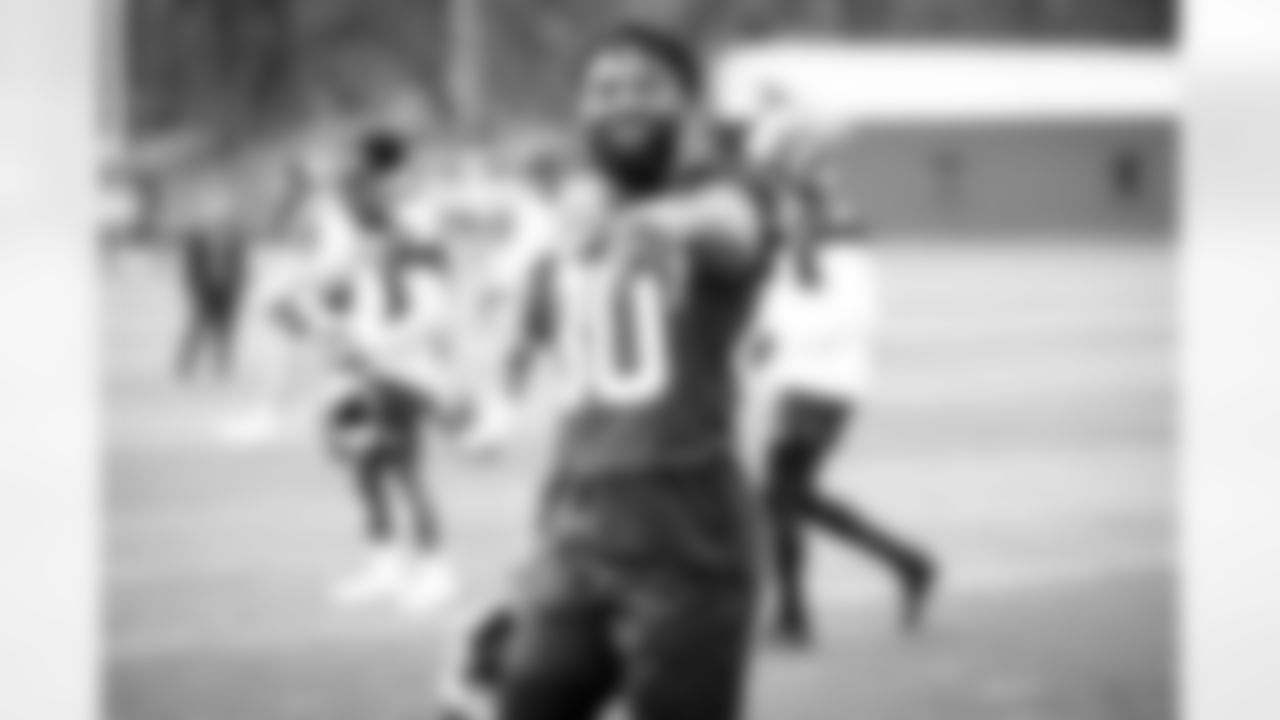 Wide receiver Jarvis Landry (80) during practice on October 15, 2021.