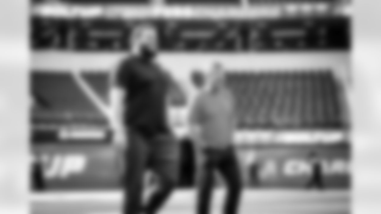 Offensive guard Joel Bitonio (75) before a NFL football game between the Cleveland Browns and Los Angeles Chargers on October 10, 2021 at SoFi Stadium. The Browns lost 42-47.