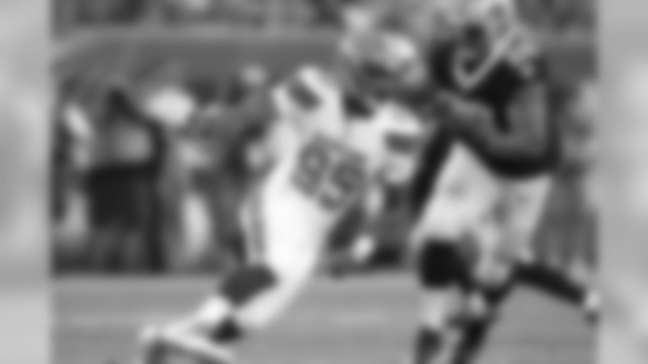 DL Myles Garrett faces off against New Orleans Saints T Khalif Barnes.