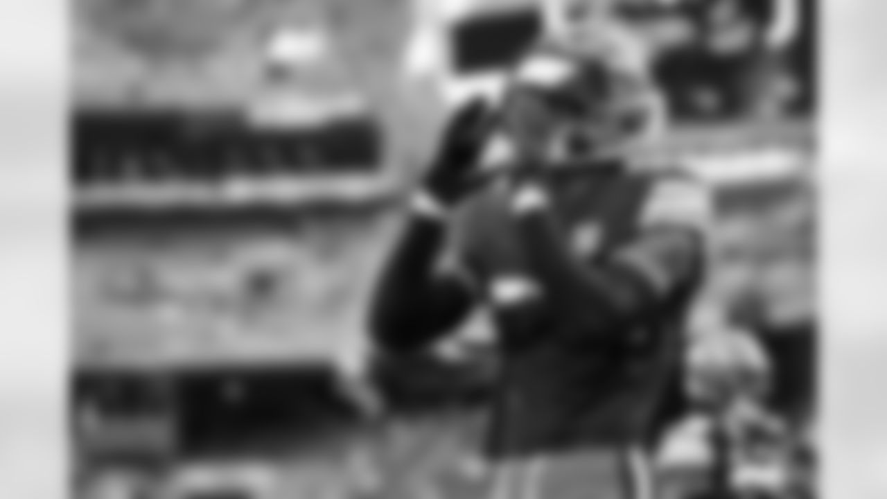 A player before a NFL football game between the Cincinnati Bengals and Cleveland Browns on September 10, 2023 at Cleveland Browns Stadium.