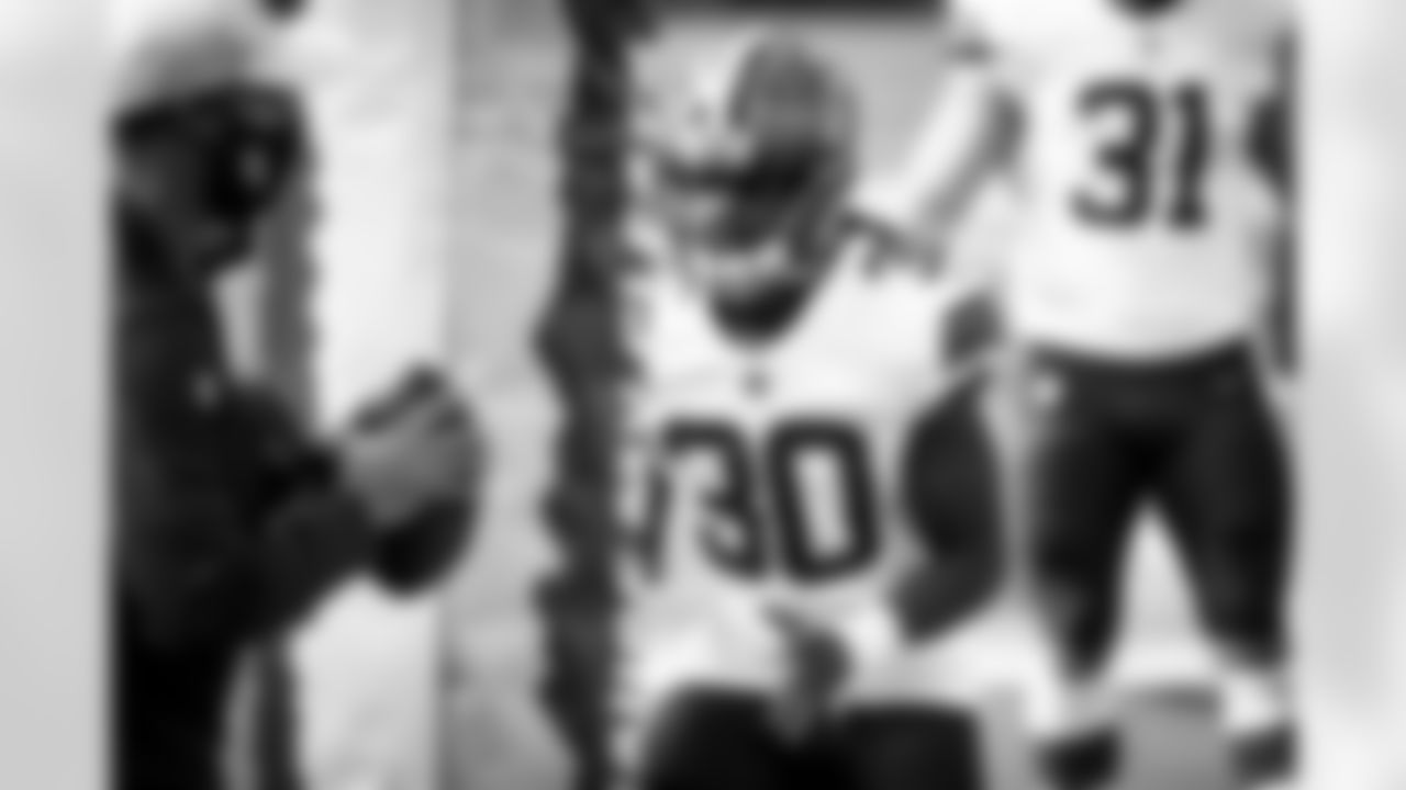 Running Back D'Ernest Johnson (30) before a NFL football game between the Cleveland Browns and Tennessee Titans on December 6, 2020 at Nissan Stadium. The Browns won 41 - 35.