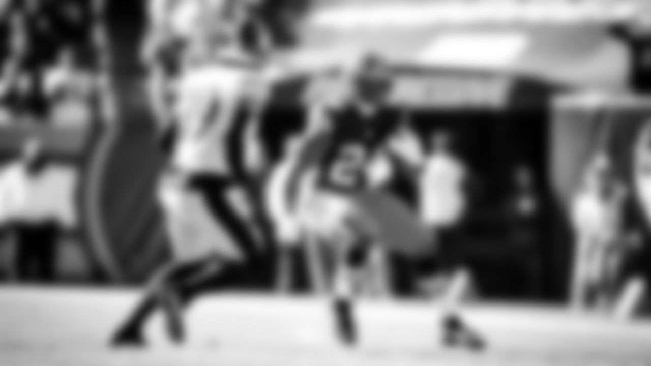 The Cleveland Browns play the Pittsburgh Steelers at FirstEnergy Stadium in Week 8 of the 2021 NFL season.