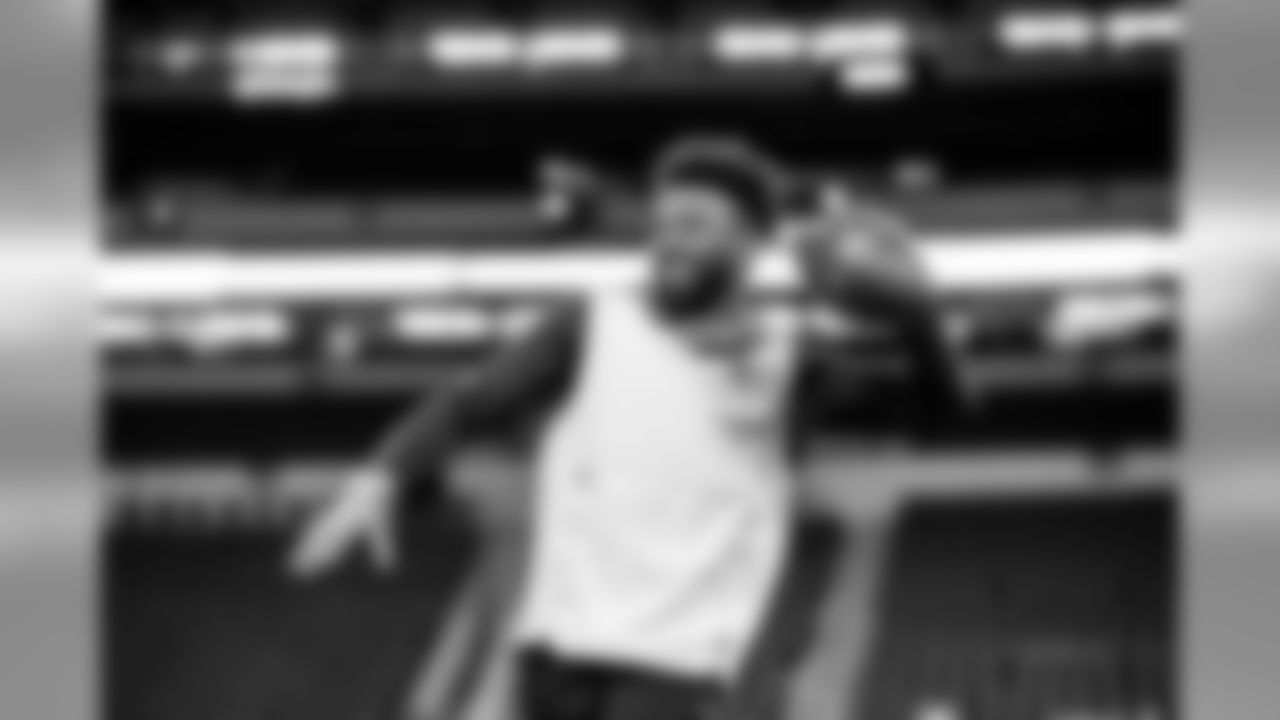 Wide receiver Jarvis Landry (80) warms up before the Browns vs. Colts preseason game.