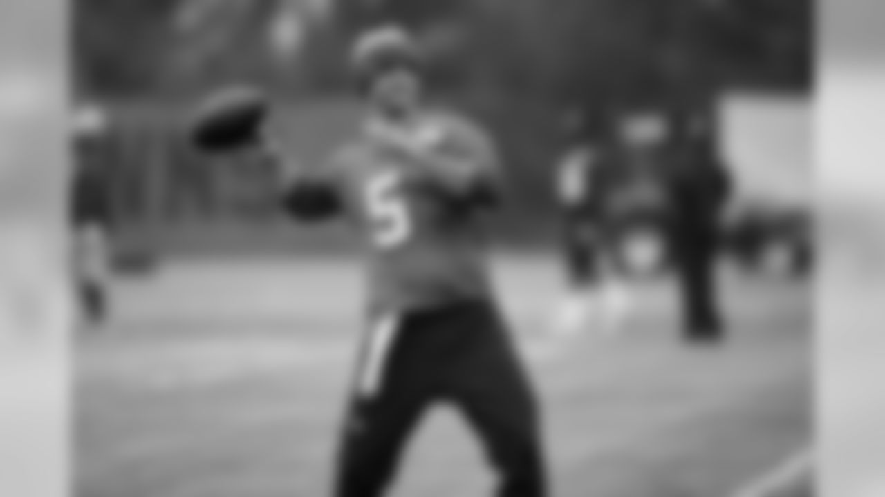 Quarterback Drew Stanton (5) during the eighth practice of OTAs on May 29, 2019.