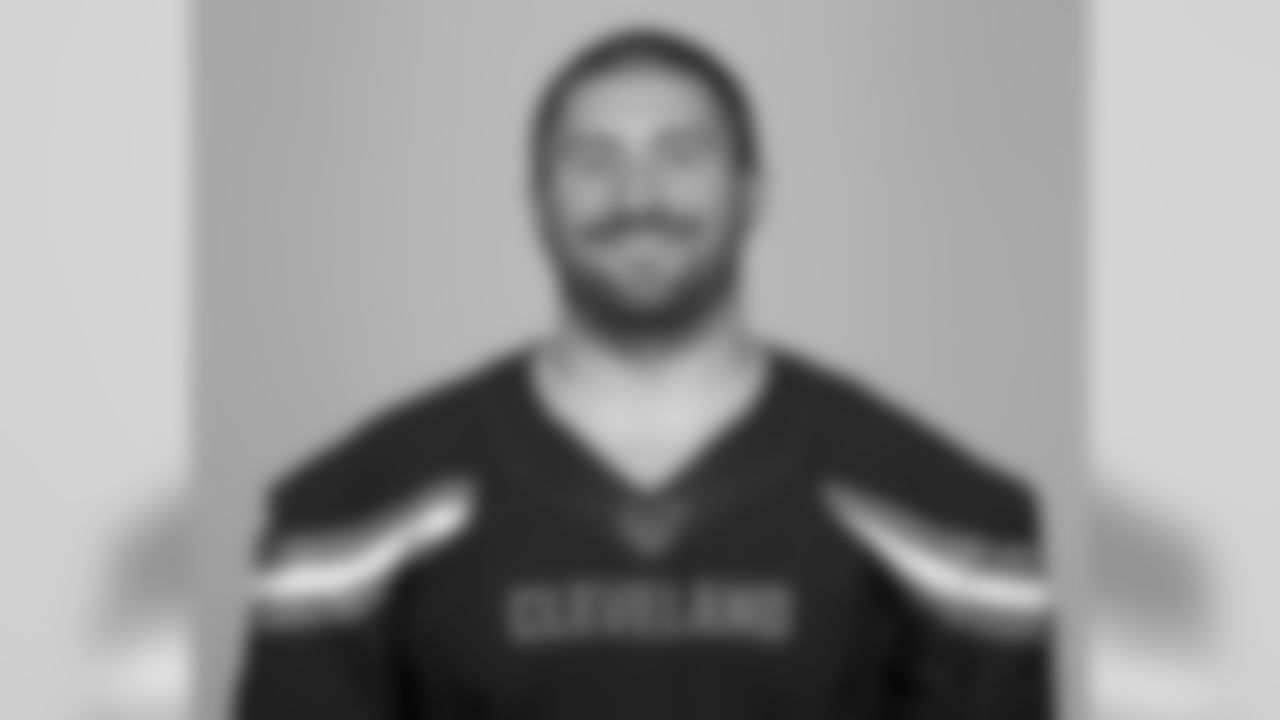 Center JC Tretter (64)