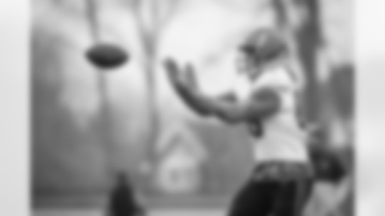 Tight end Miller Forristall (86) during practice at CrossCountry Mortgage Campus on December 7, 2022.