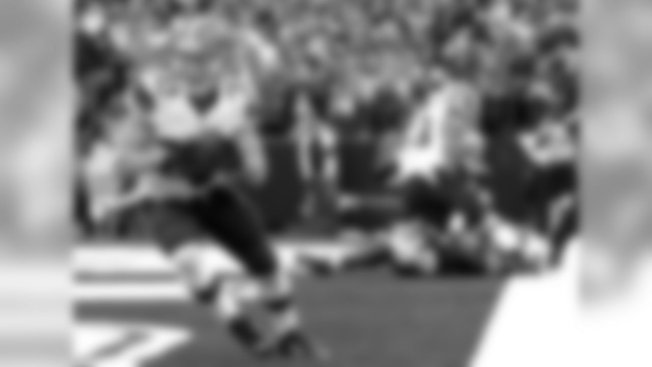 Regular Season Game 12: Browns vs. Bills