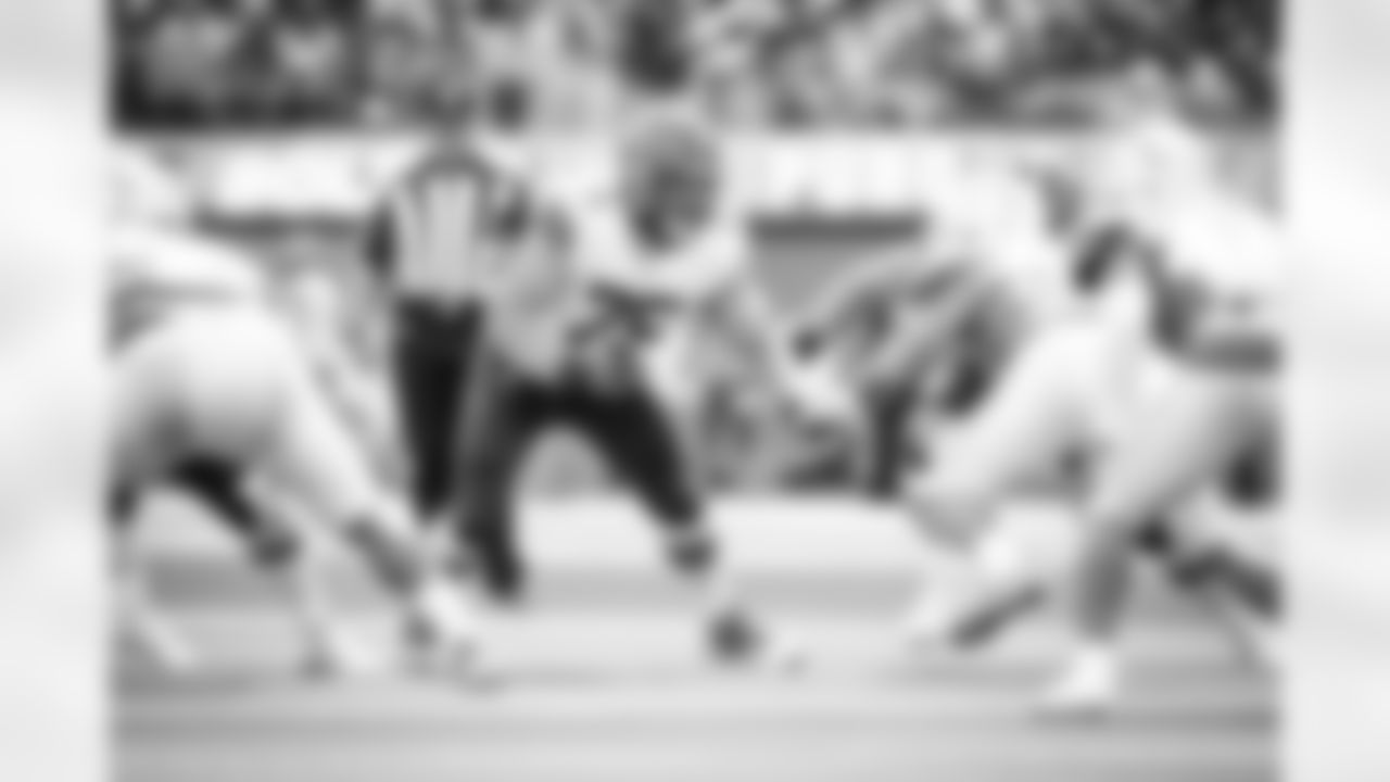 Offensive guard Joel Bitonio (75) during a NFL football game between the Cleveland Browns and Los Angeles Chargers on October 10, 2021 at SoFi Stadium. The Browns lost 42-47.