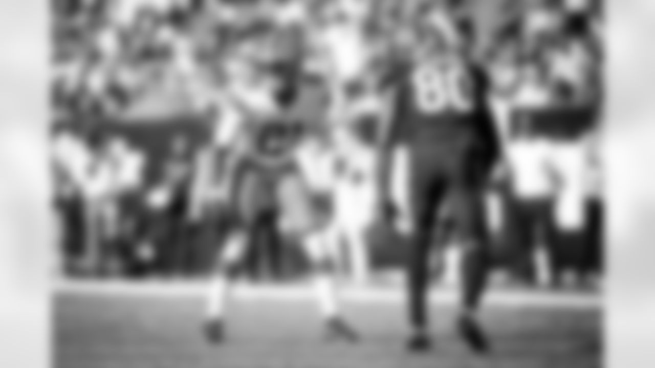 Cornerback Denzel Ward (21) during a NFL football game between the Cleveland Browns and Cincinnati Bengals on November 7, 2021 at Paul Brown Stadium. The Browns won 41-16.