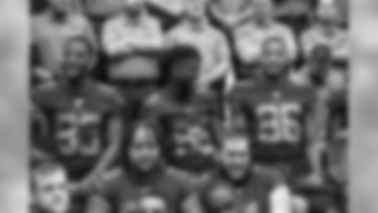Behind The Scenes of the 2019 Team Photo