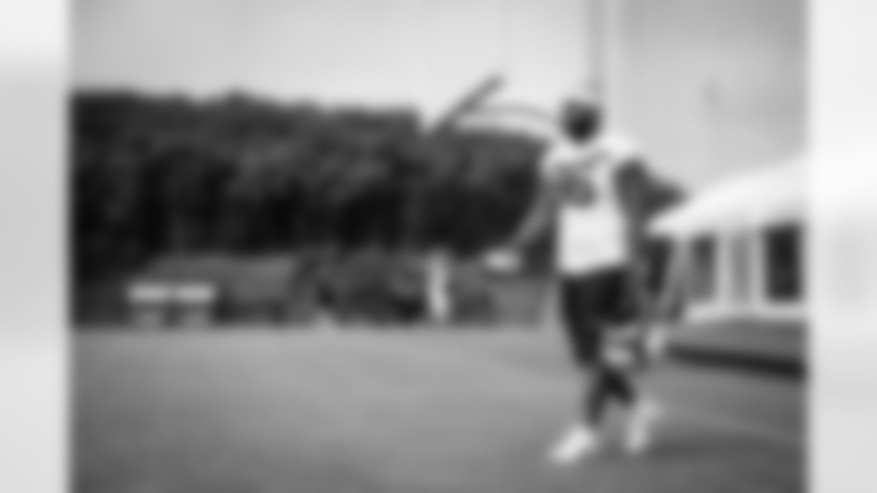 Defensive tackle Jordan Elliott (96) during Day One of Training Camp at The Greenbrier on July 24, 2023.