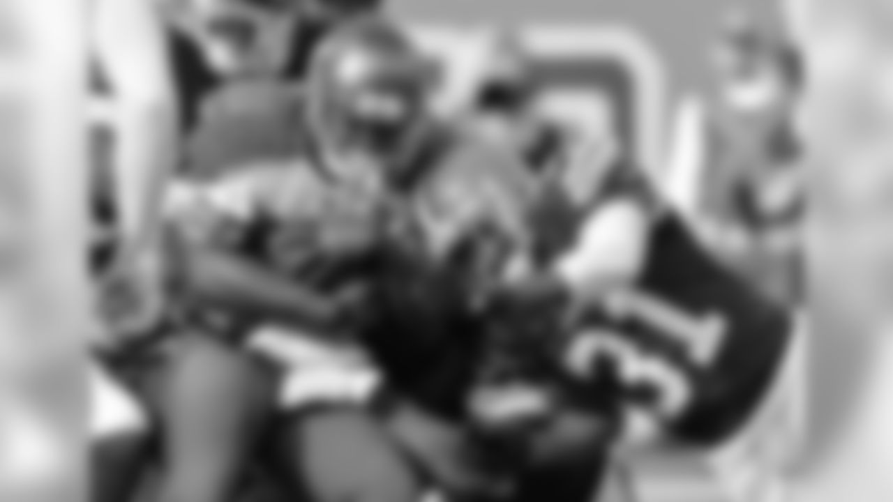 Regular Season Game 8: Buccaneers vs. Browns