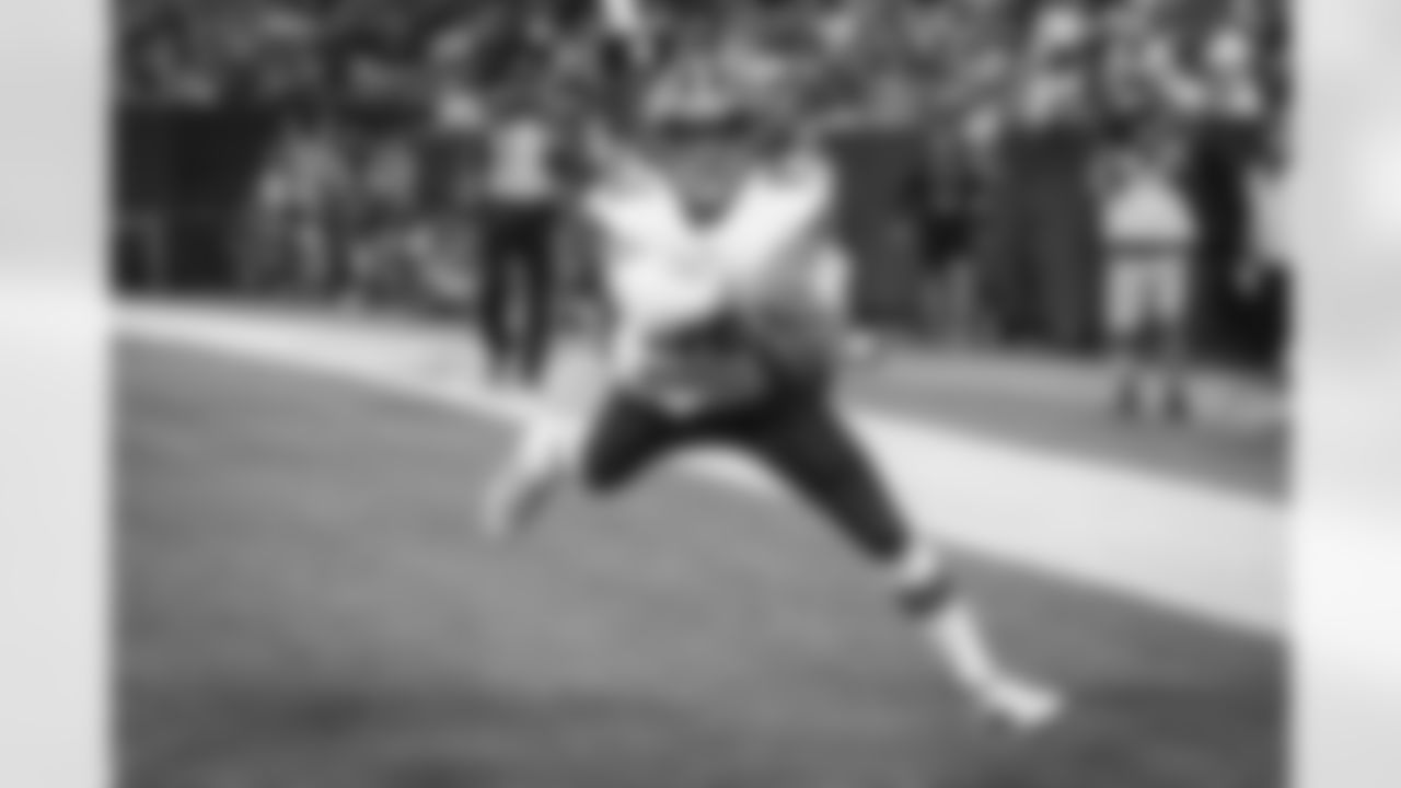 Tight end Miller Forristall (86) during a preseason NFL football game between the Chicago Bears and Cleveland Browns on August 27, 2022 at FirstEnergy Stadium. The Browns lost 21-20.