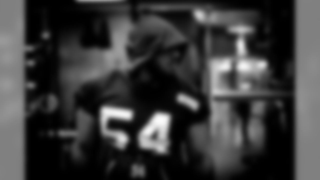 Defensive end Olivier Vernon (54) during the last day of minicamp on June 6, 2019.