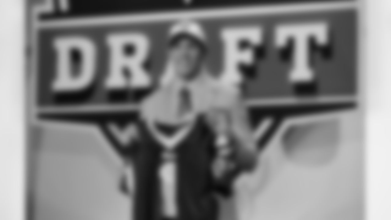 QB Sam Bradford (Oklahoma) - St. Louis Rams, 2010