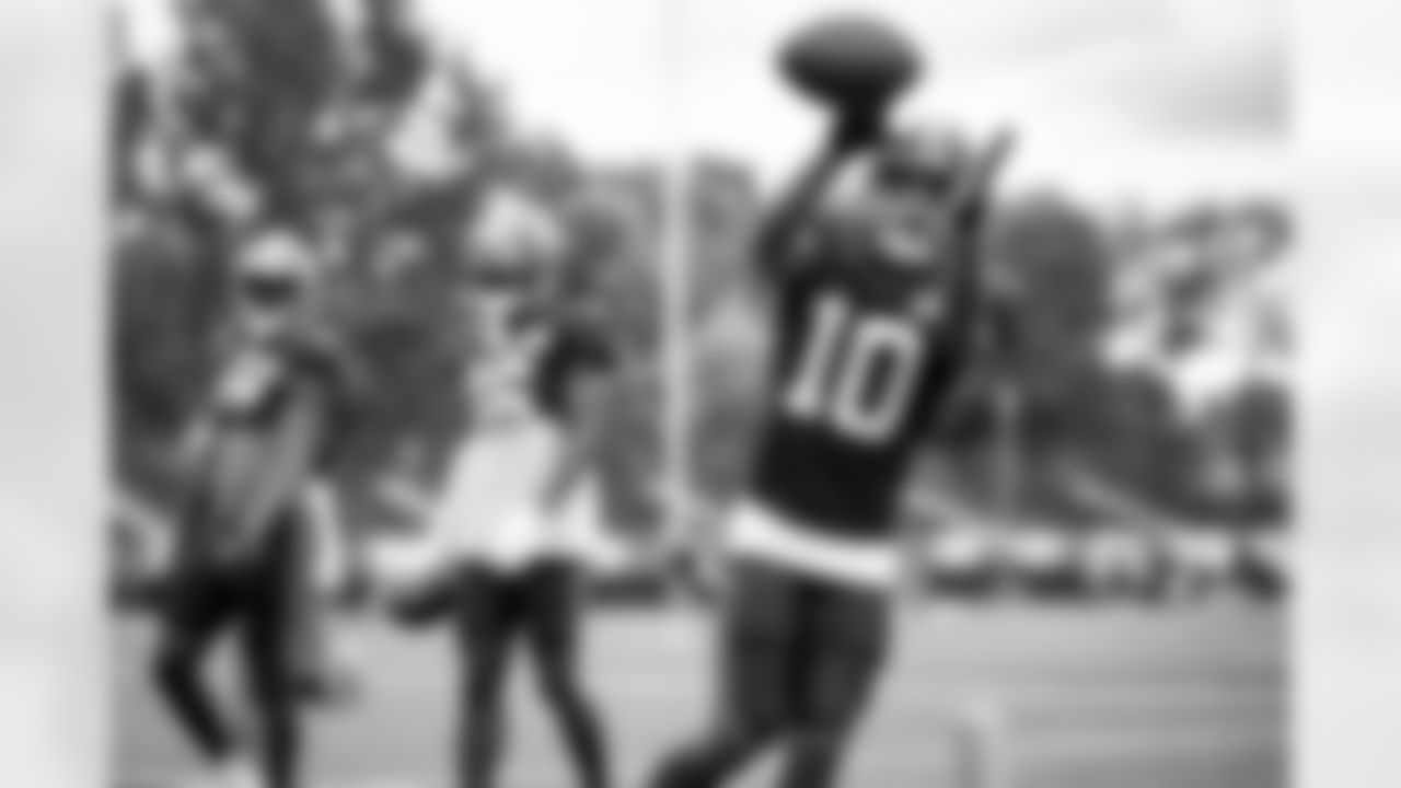 Wide receiver Anthony Schwartz (10) during the eleventh day of training camp at CrossCountry Mortgage Campus on August 9, 2022.