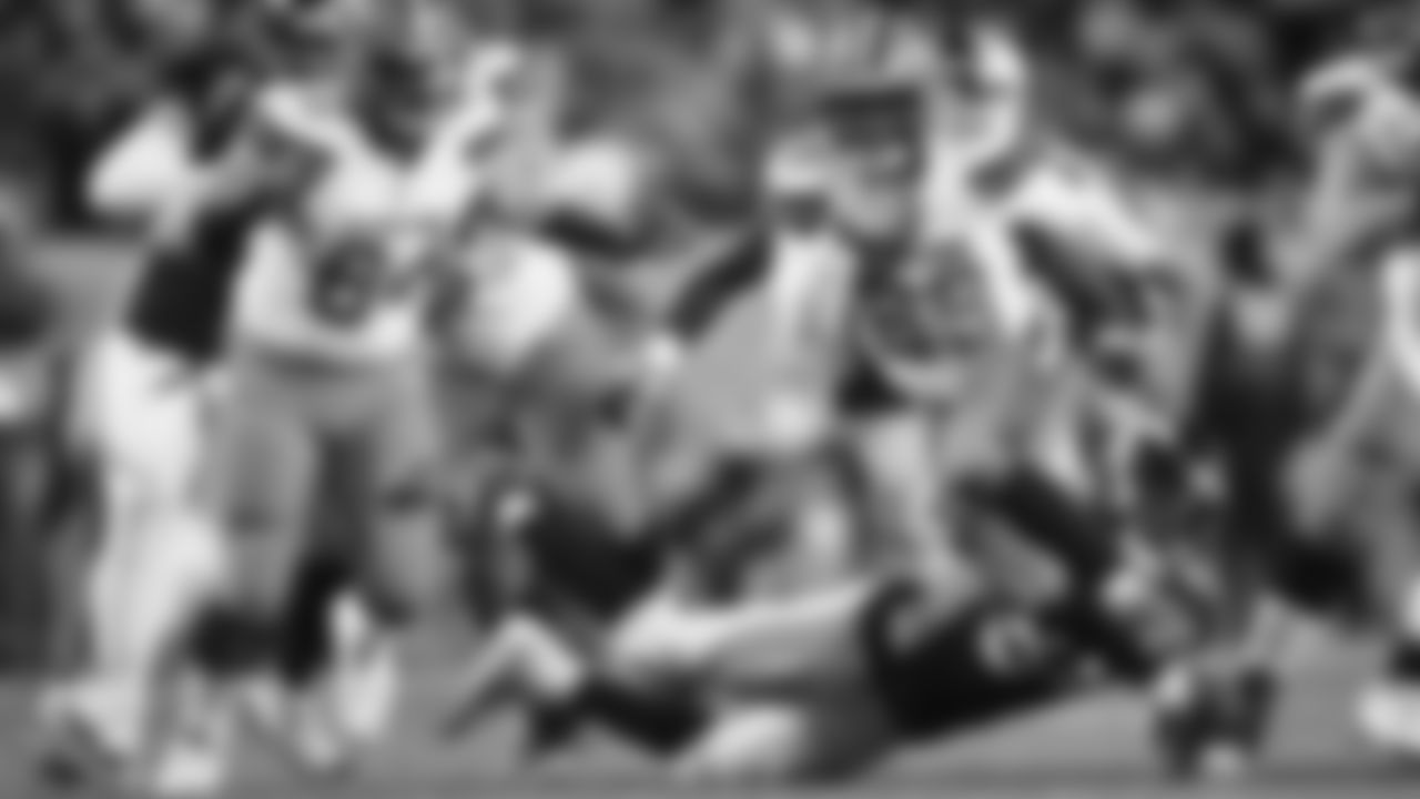 121518-BrownsBroncos-11