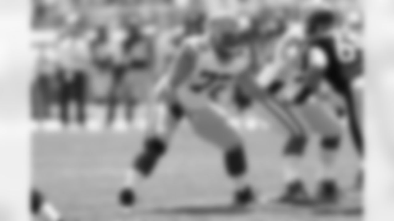 OL Garth Gerhart