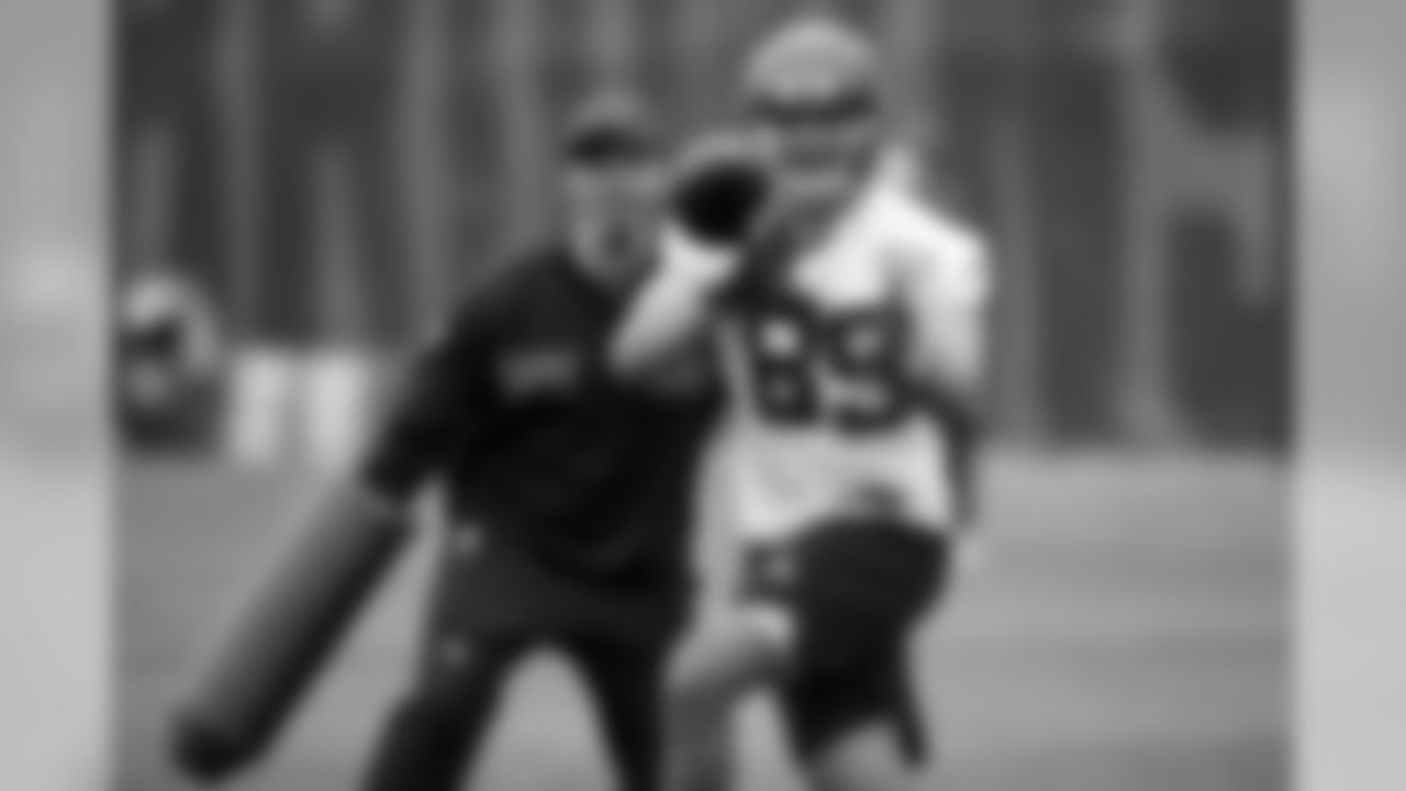 Tight end Stephen Carlson (89) during the eighth practice of OTAs on May 29, 2019.