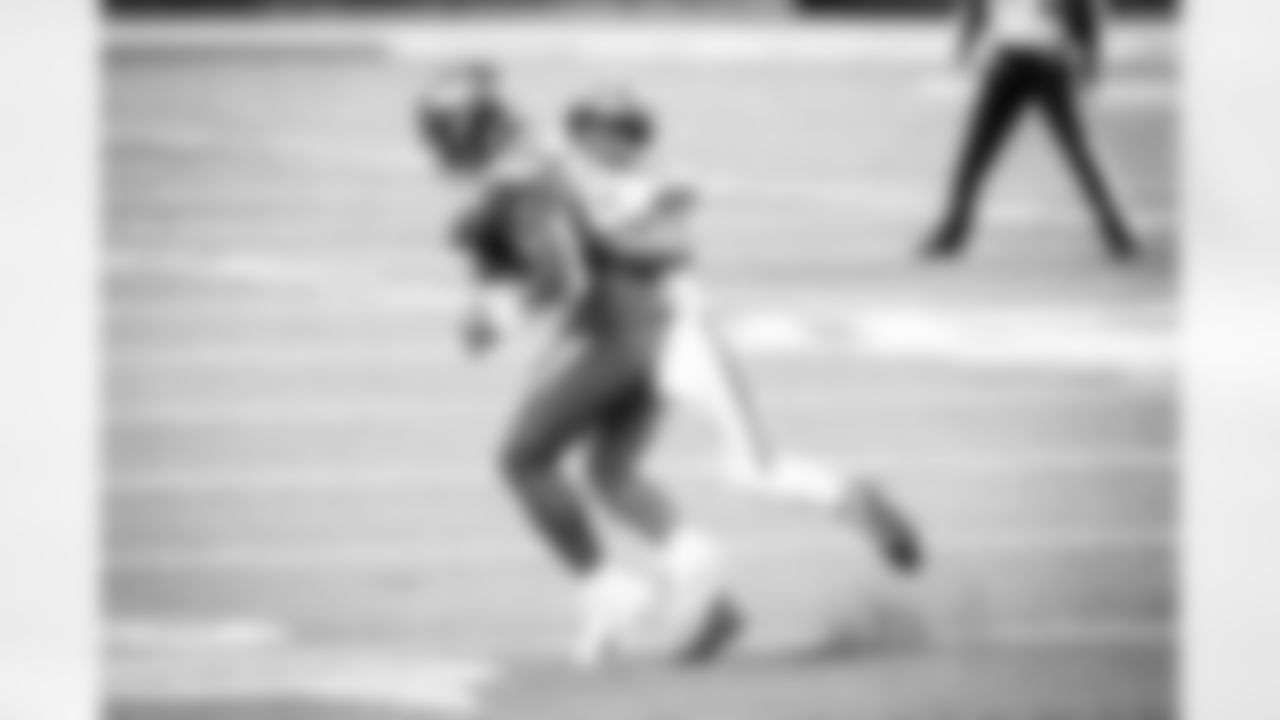 Linebacker Malcolm Smith (56) during a NFL football game between the Cleveland Browns and New York Jets on December 27, 2020 at MetLife Stadium. The Browns lost 23-16.