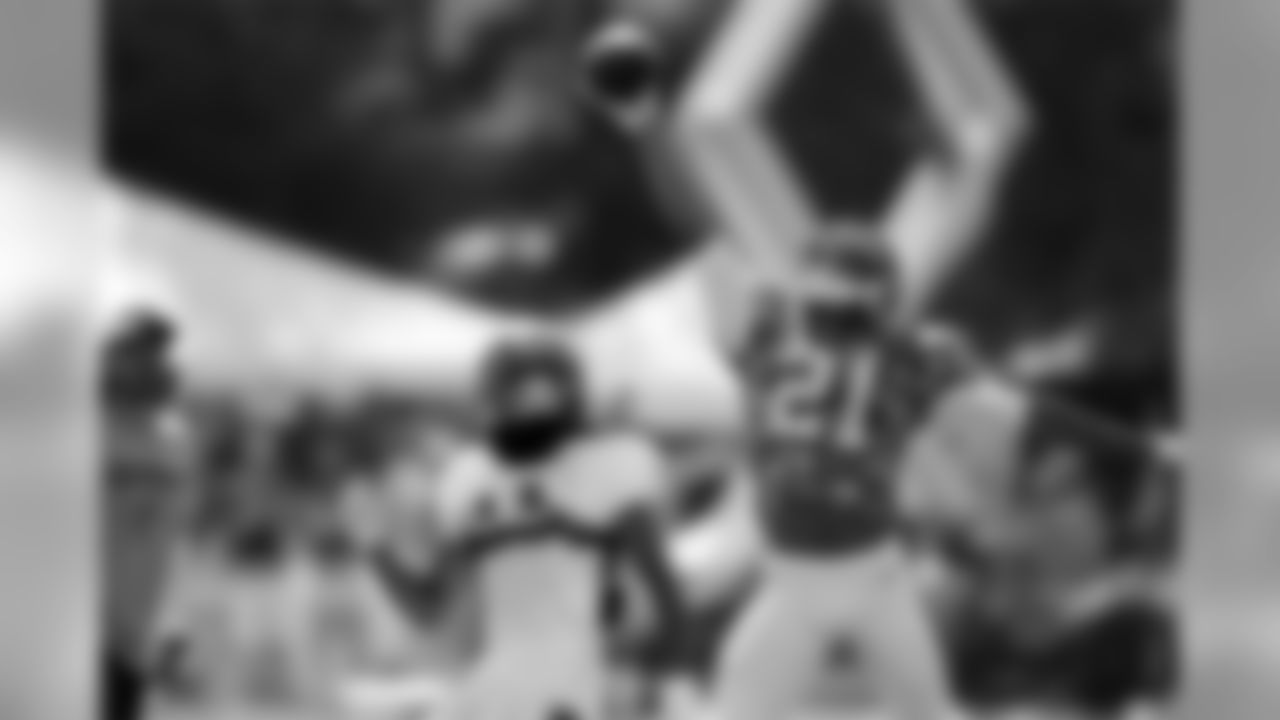 DB Justin Gilbert