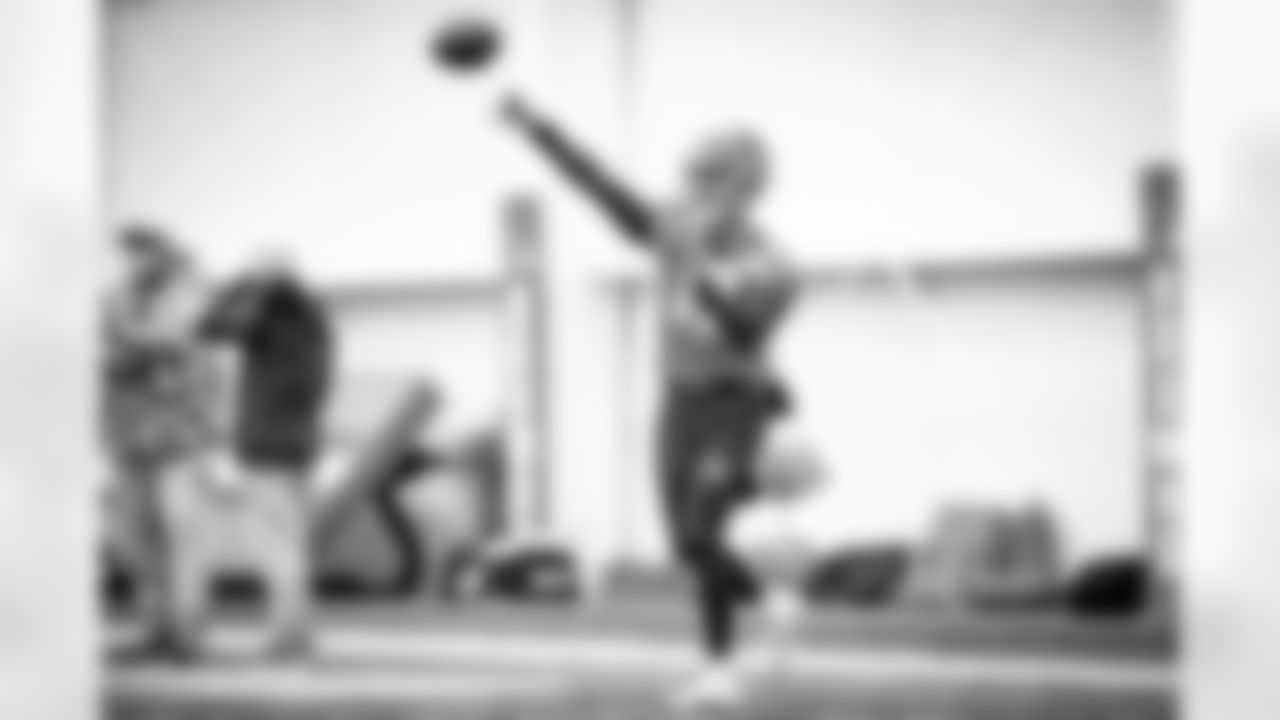 Quarterback Kyle Lauletta (17) during practice on December 22, 2021.
