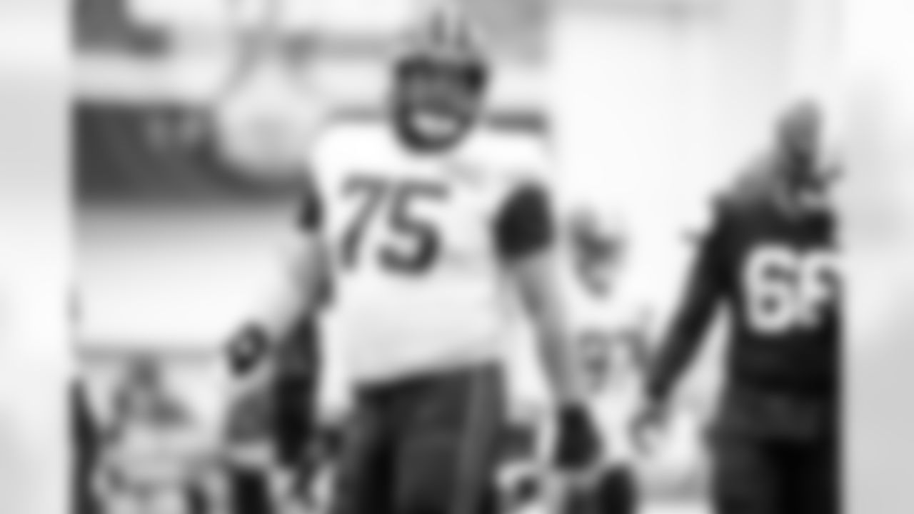 Offensive guard Joel Bitonio (75) during practice on October 21, 2020