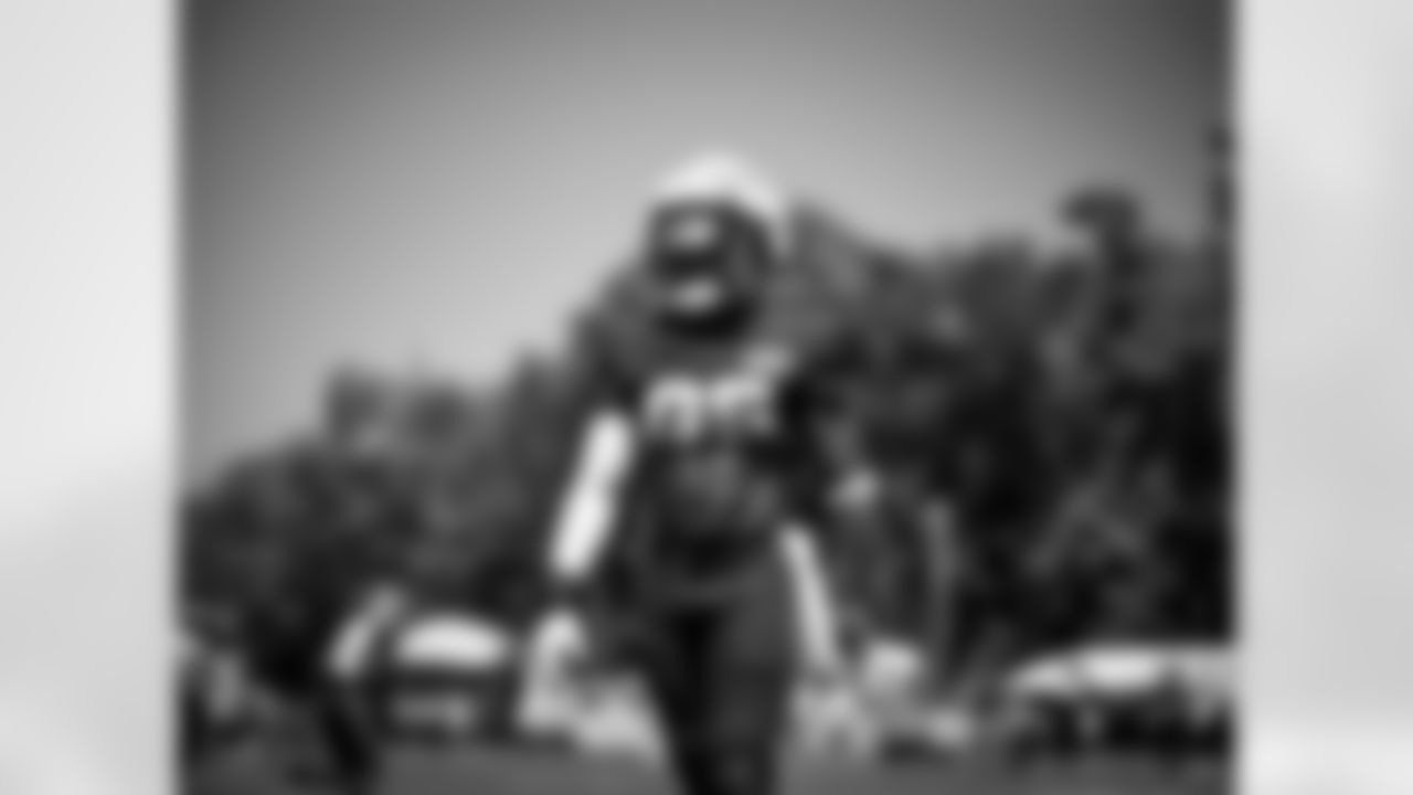 Tight end David Njoku (85) during the sixth day of training camp at CrossCountry Mortgage Campus on August 2, 2022.