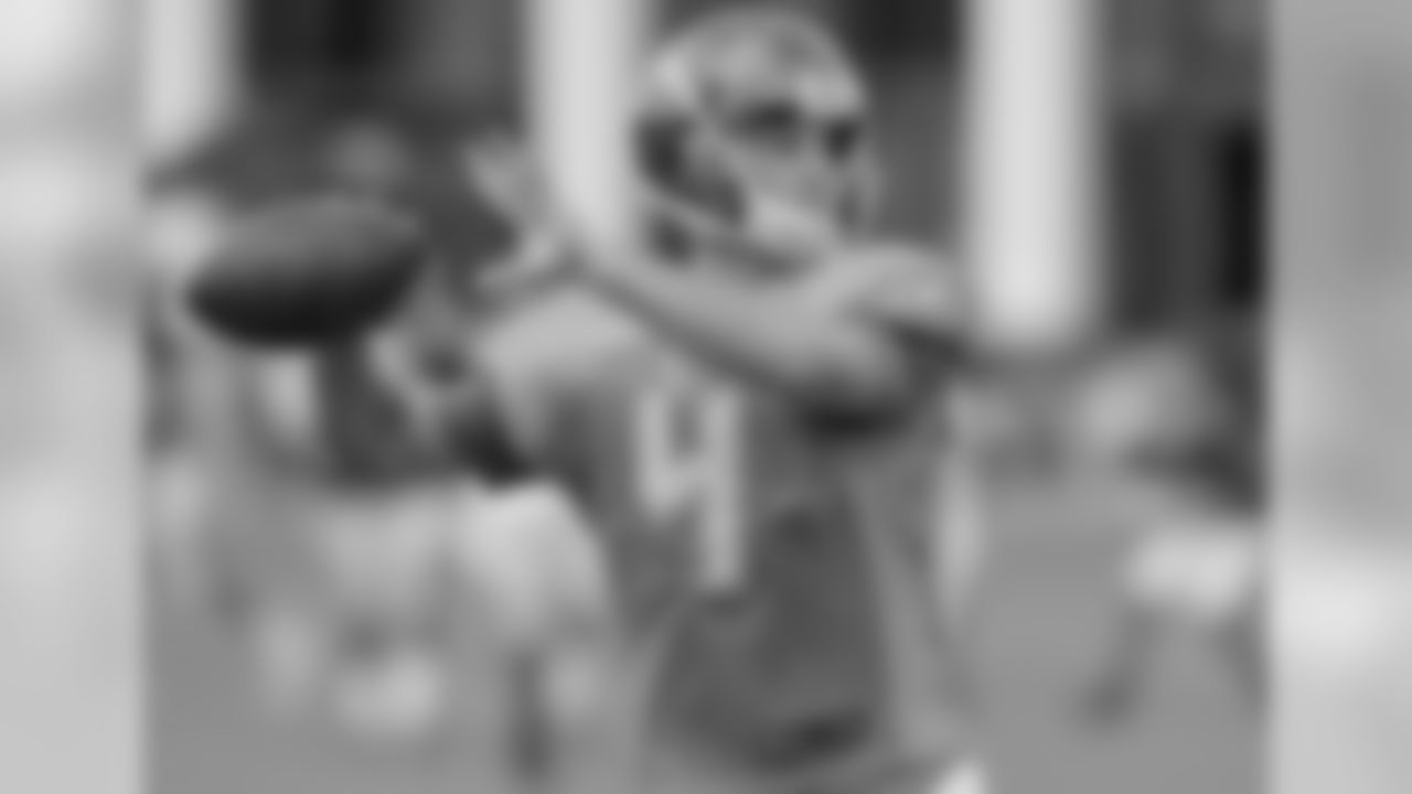 QB Ryan Griffin