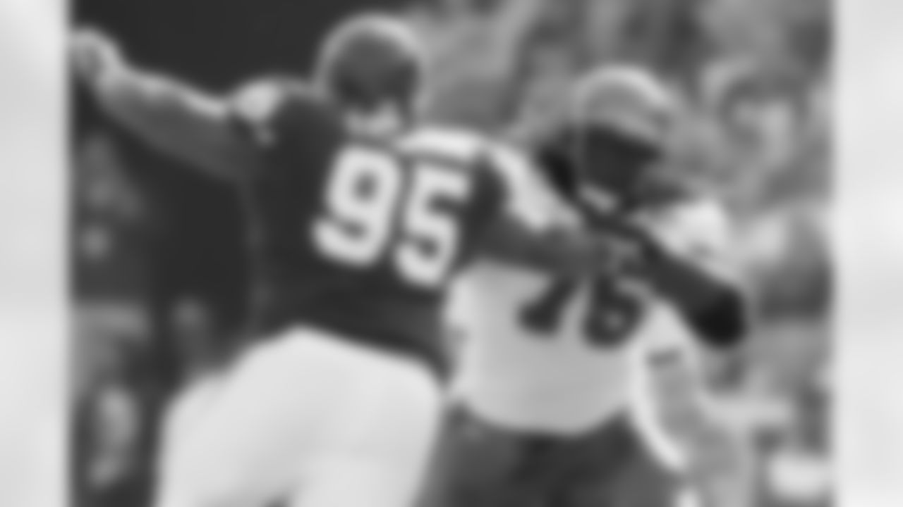 75 G Davin Joseph protects the line from the pass rush