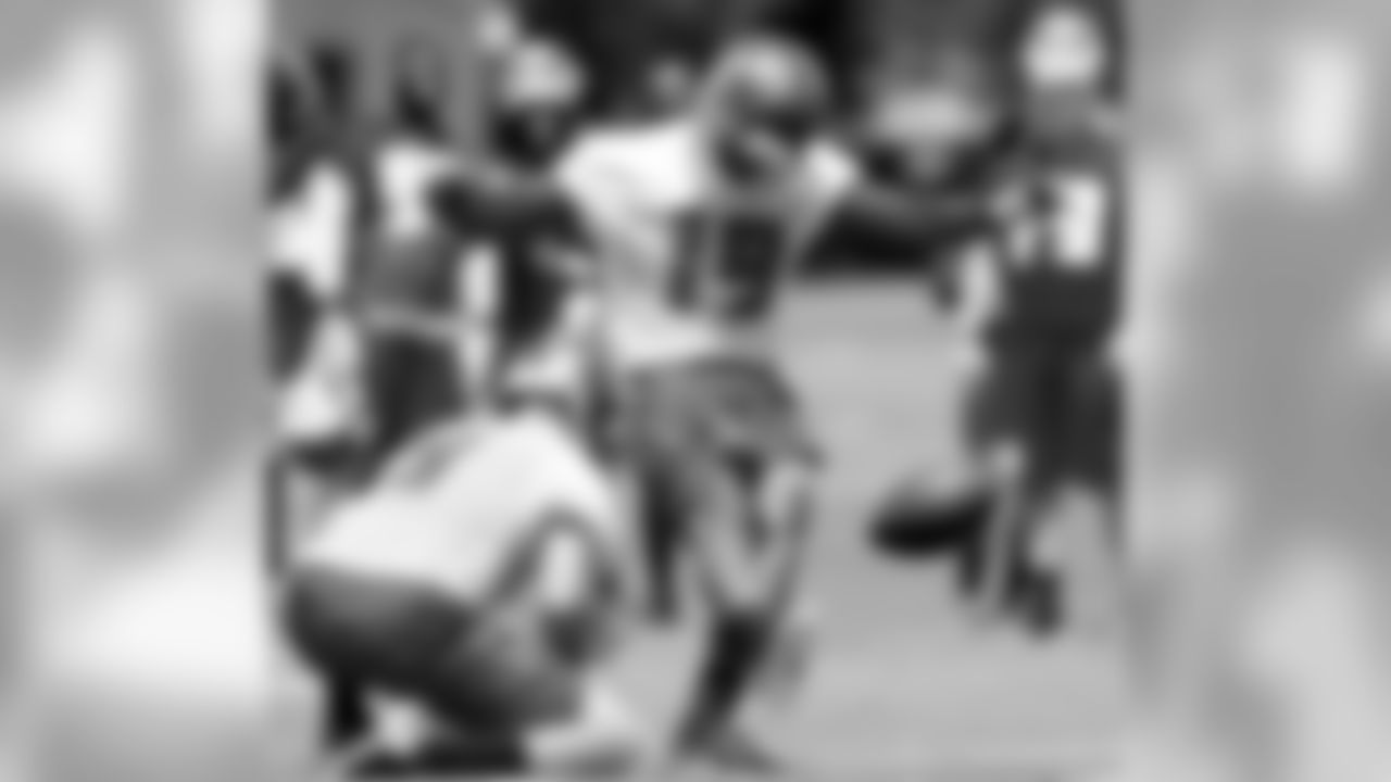 K Roberto Aguayo