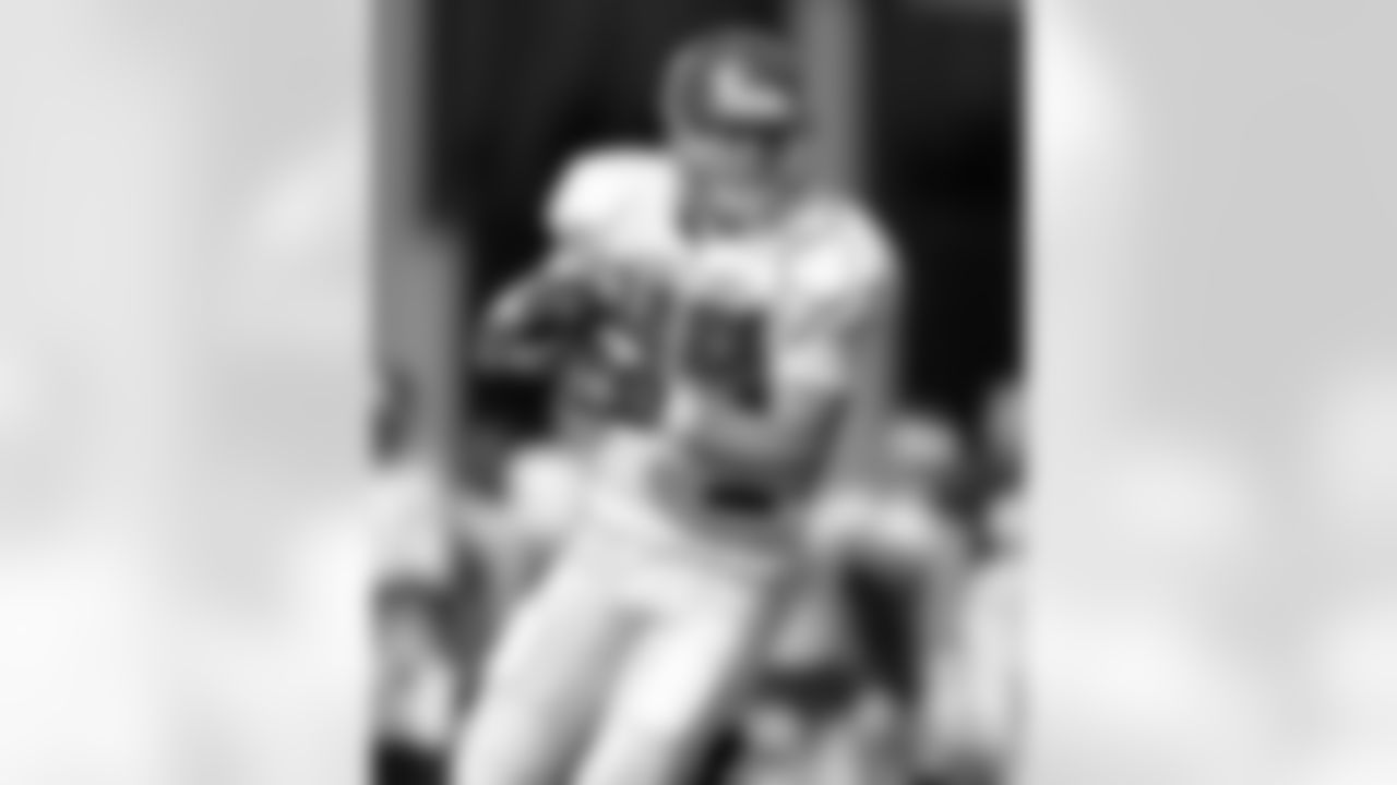 FB Ian Thompson #49