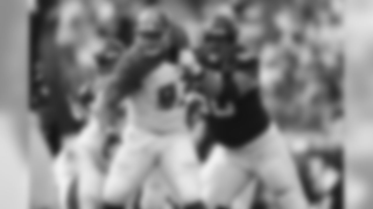 DL Ndamukong Suh, No. 93