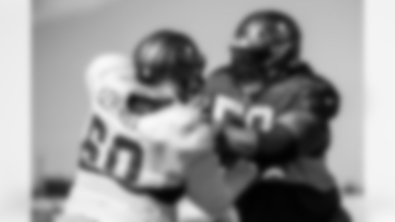 TAMPA, FL - OCTOBER 20, 2021 - Defensive Tackle Vita Vea #50 of the Tampa Bay Buccaneers during practice at AdventHealth Training Center. Photo By Tori Richman/Tampa Bay Buccaneers