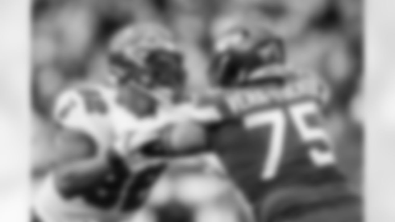 EAST RUTHERFORD, NJ - JANUARY 02, 2022 - Defensive Lineman William Gholston #92 of the Tampa Bay Buccaneers during the game between the Tampa Bay Buccaneers and New York Jets at MetLife Stadium. The Buccaneers won the game, 28-24. Photo By Tori Richman/Tampa Bay Buccaneers