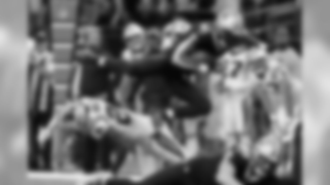 RB Alvin Kamara