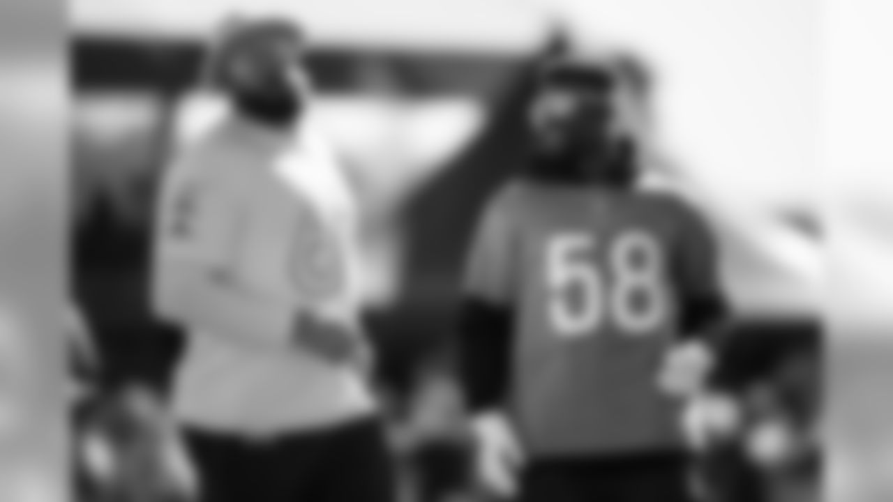 ORLANDO, FL - JANUARY 25, 2020 - Lane Johnson of the Philadelphia Eagles and Outside Linebacker Shaquil Barrett #58 of the Tampa Bay Buccaneers at Day 3 of practice at the Pro Bowl. Photo By Kyle Zedaker/Tampa Bay Buccaneers