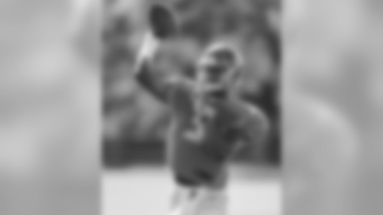 3 QB Jameis Winston
