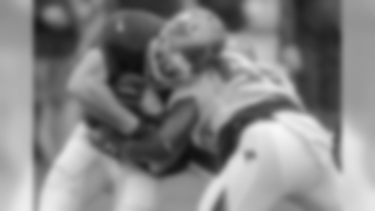 TE Alan Cross and LB Kwon Alexander