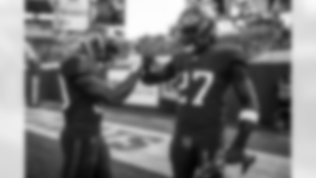 TAMPA, FL - DECEMBER 13, 2020 - Running Back Ke'Shawn Vaughn #30 and Running Back Ronald Jones II #27 of the Tampa Bay Buccaneers before the game between the Minnesota Vikings and Tampa Bay Buccaneers at Raymond James Stadium. The Buccaneers won the game, 26-14. Photo By Kyle Zedaker/Tampa Bay Buccaneers