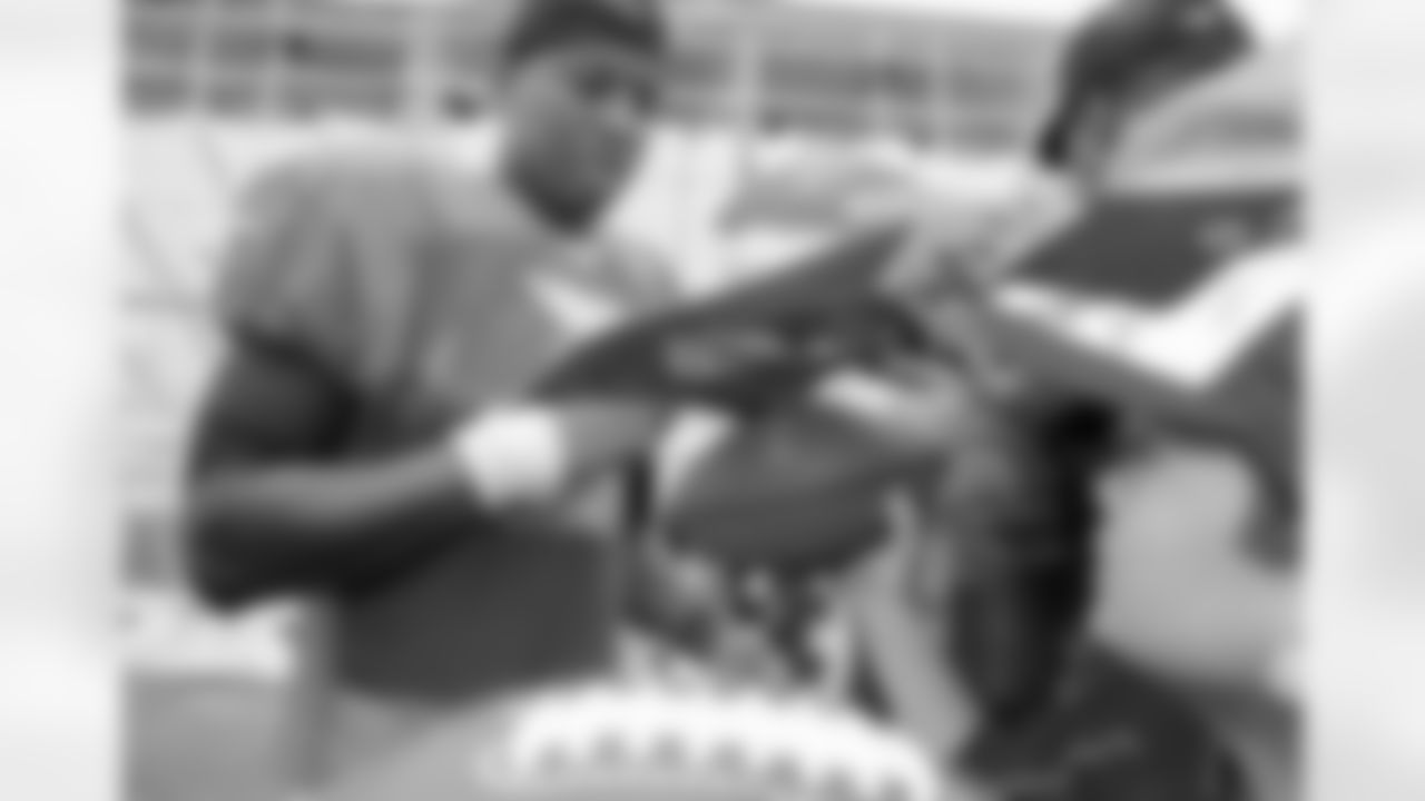 QB Jameis Winston