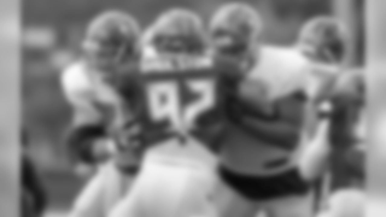 DL William Gholston