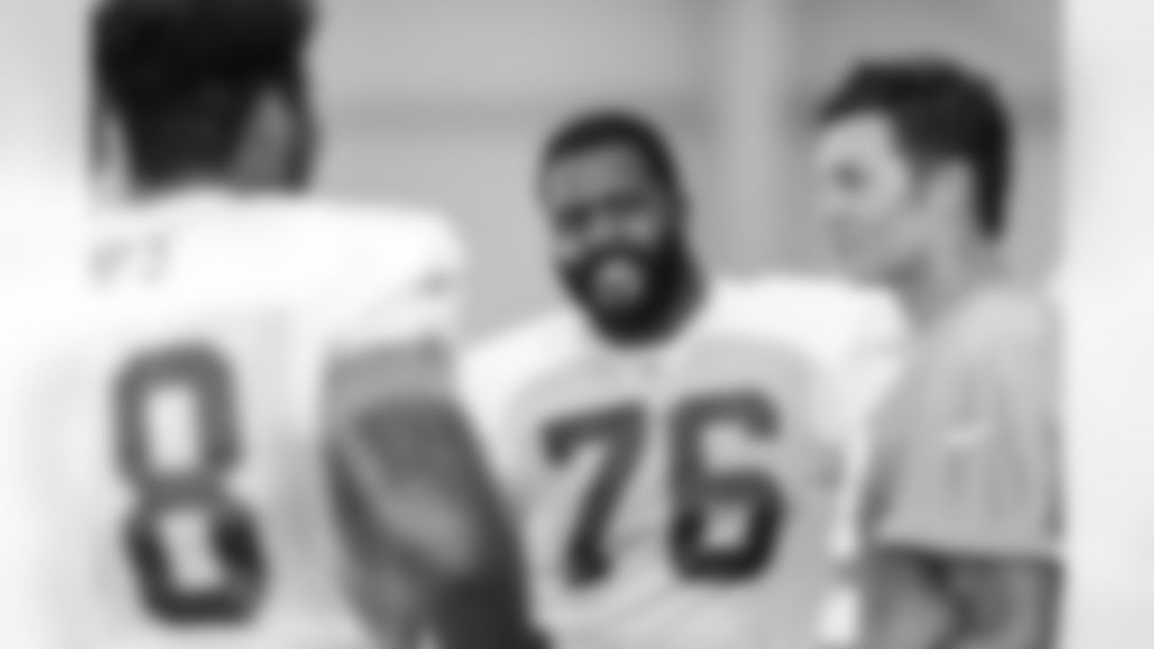 TAMPA, FL - OCTOBER 14, 2020 - Offensive Tackle Donovan Smith #76 of the Tampa Bay Buccaneers during practice at AdventHealth Training Center. Photo By Kyle Zedaker/Tampa Bay Buccaneers