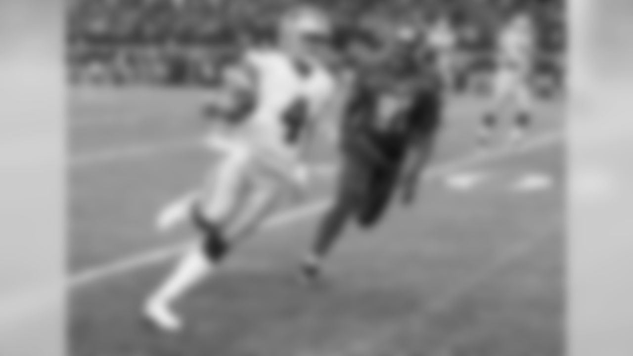 91 DE Robert Ayers