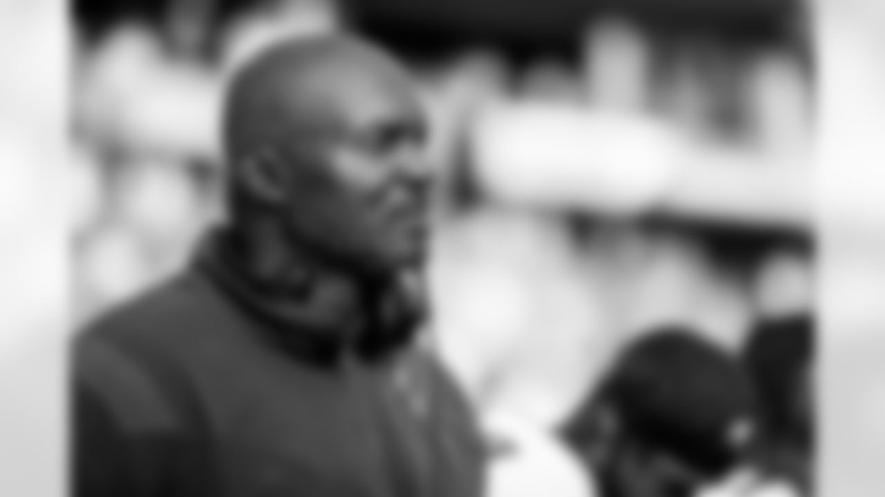 NASHVILLE, TN - August 20, 2022 - Head Coach Todd Bowles of the Tampa Bay Buccaneers before the preseason game between the Tampa Bay Buccaneers and the Tennessee Titans at Nissan Stadium. The Buccaneers lost the game, 13-3. Photo By Tori Richman/Tampa Bay Buccaneers