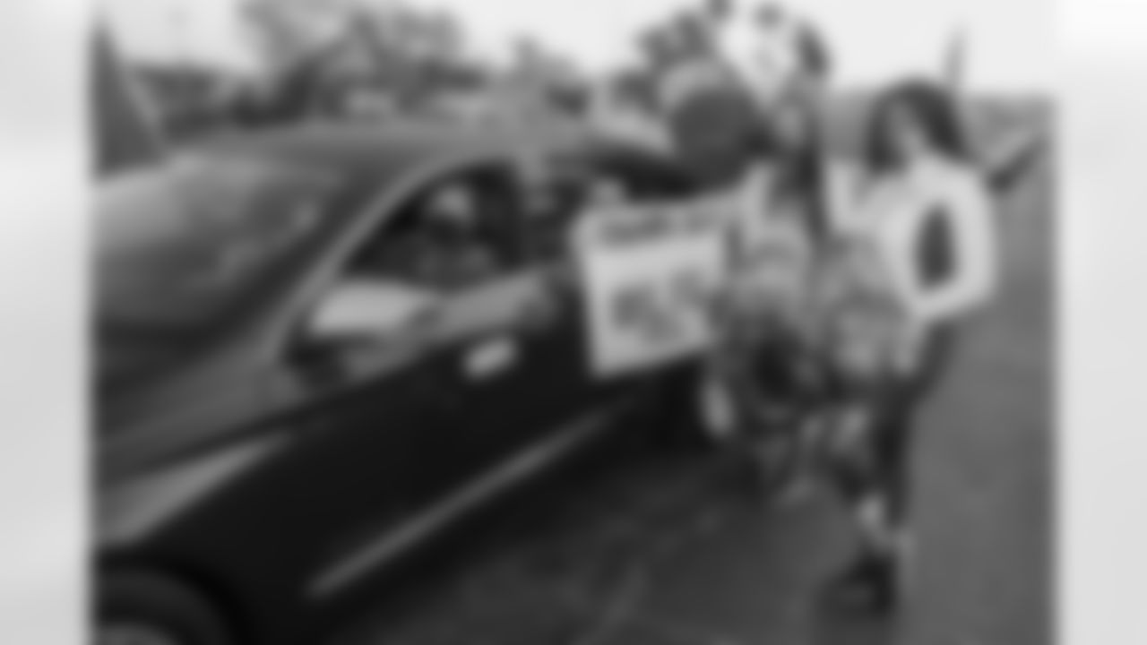 TAMPA, FL - JANUARY 22, 2021 - Fans during the NFC Championship Drive-Through event. Photo By Mike Carlson/Tampa Bay Buccaneers
