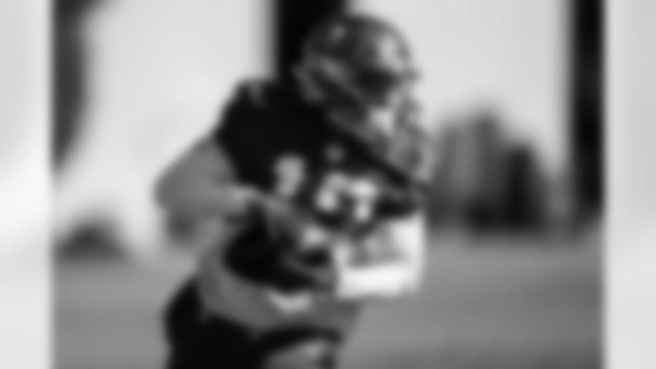 TAMPA, FL - DECEMBER 09, 2020 - Wide Receiver Scotty Miller #10 of the Tampa Bay Buccaneers during practice at AdventHealth Training Center. Photo By Kyle Zedaker/Tampa Bay Buccaneers